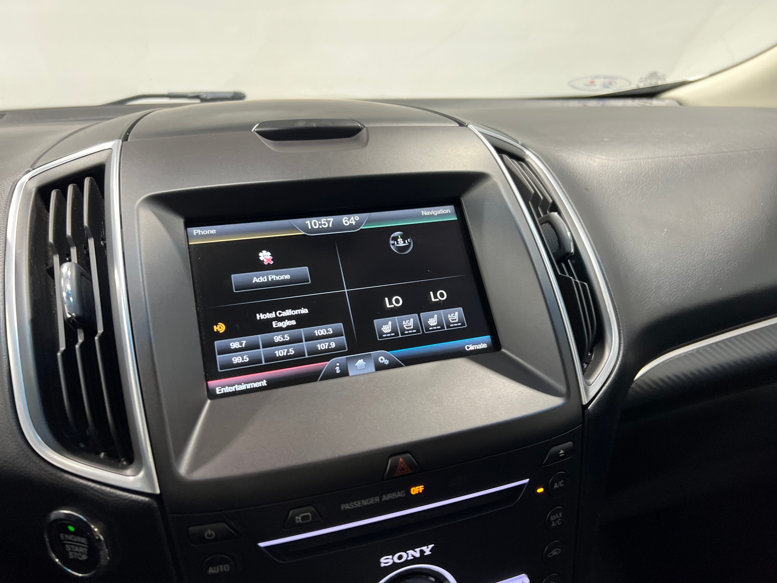 Thumbnail: 2015 Ford Edge - 3