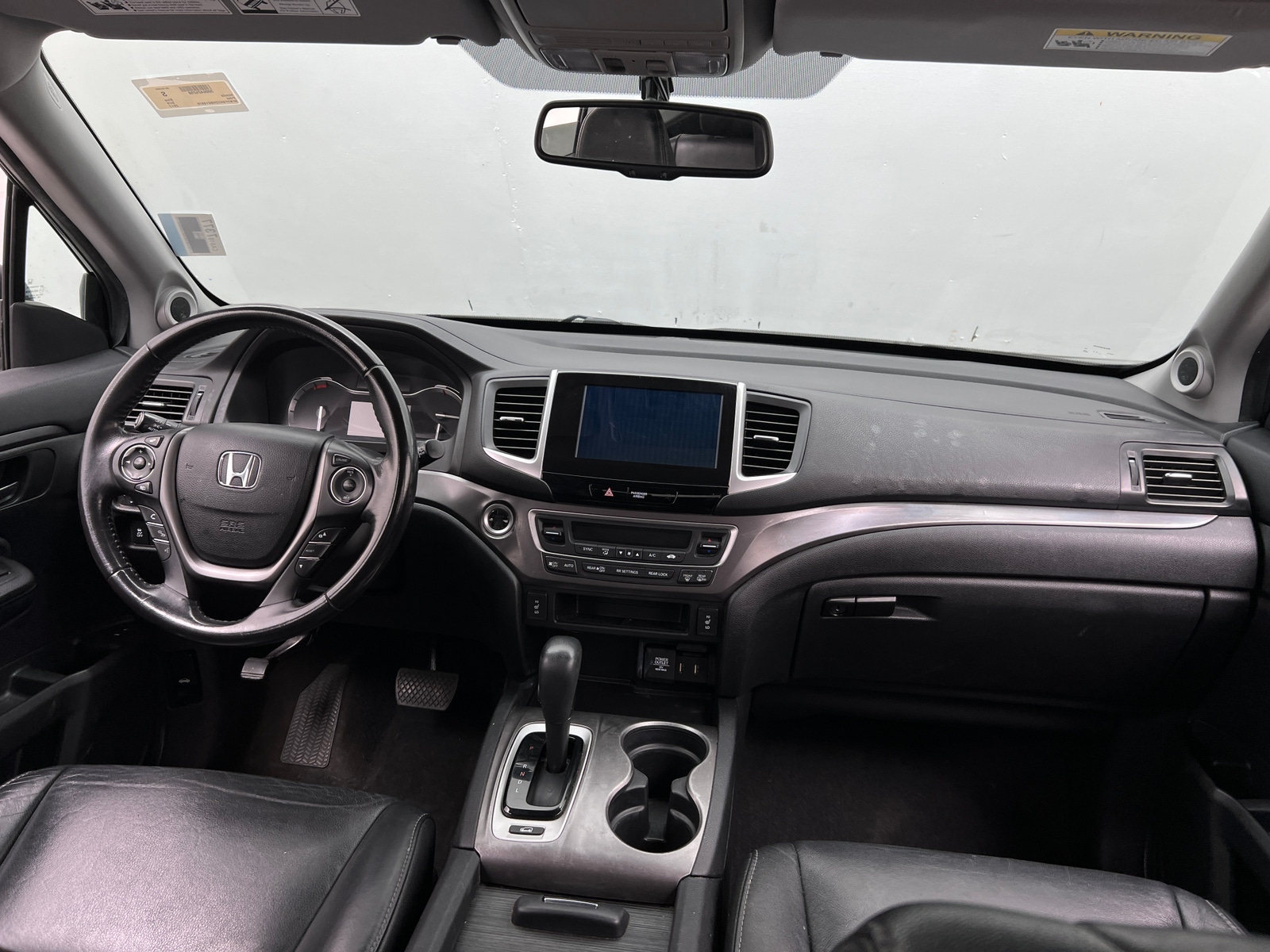Thumbnail: 2017 Honda Pilot - 2
