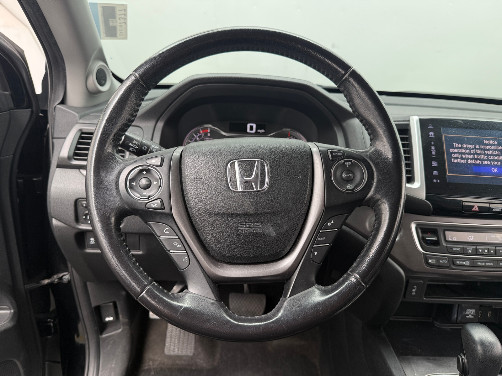 Thumbnail: 2017 Honda Pilot - 4