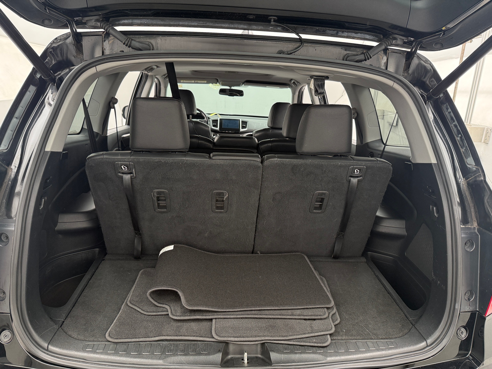 Thumbnail: 2017 Honda Pilot - 6