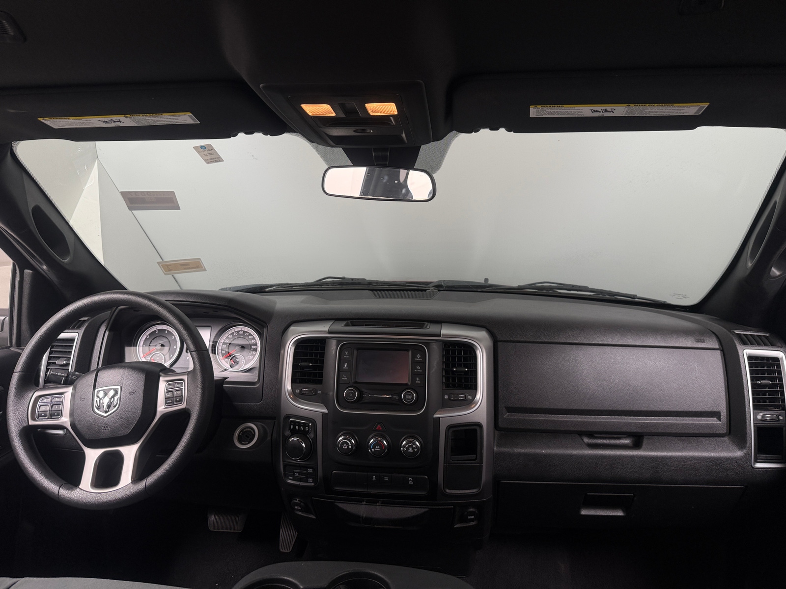 Thumbnail: 2022 RAM 1500 Classic - 3