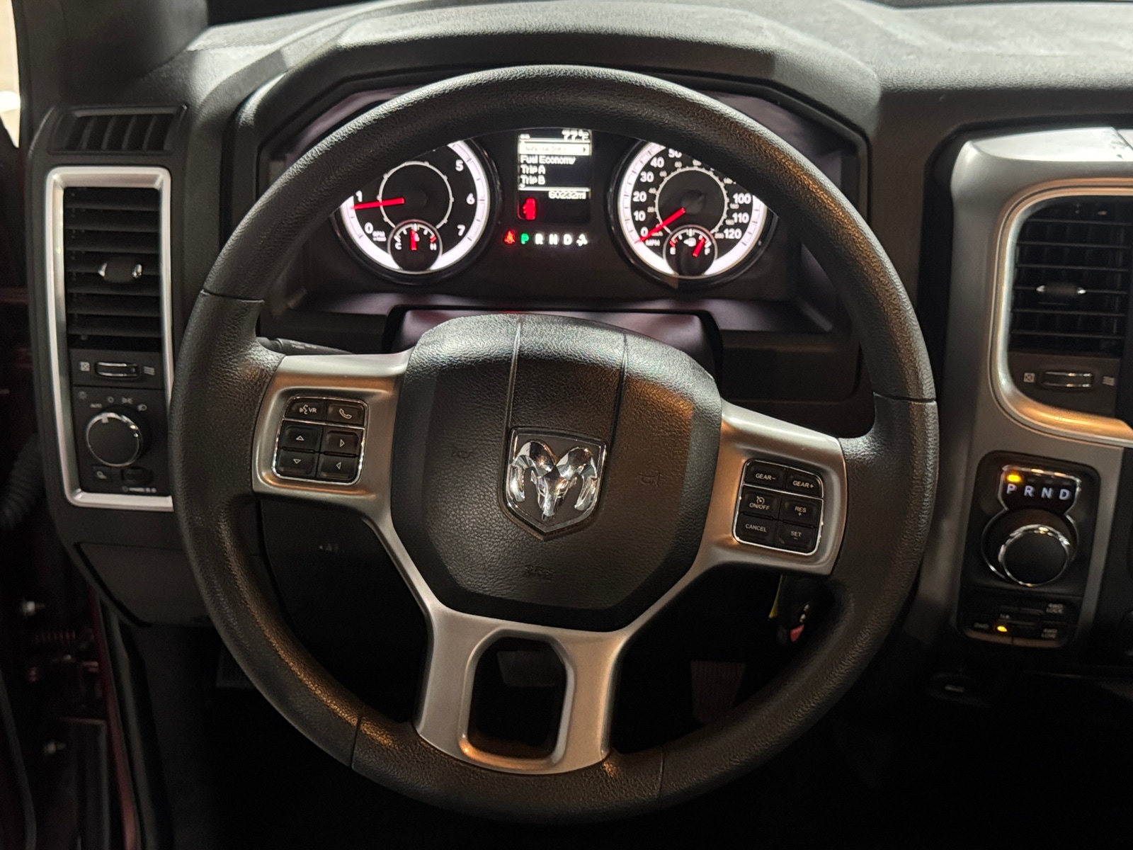 Thumbnail: 2022 RAM 1500 Classic - 5