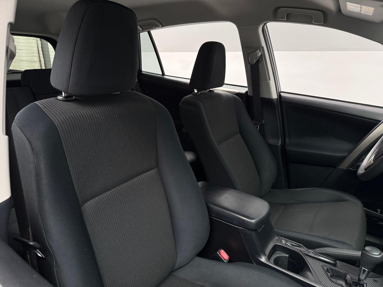 Thumbnail: 2014 Toyota RAV4 - 2