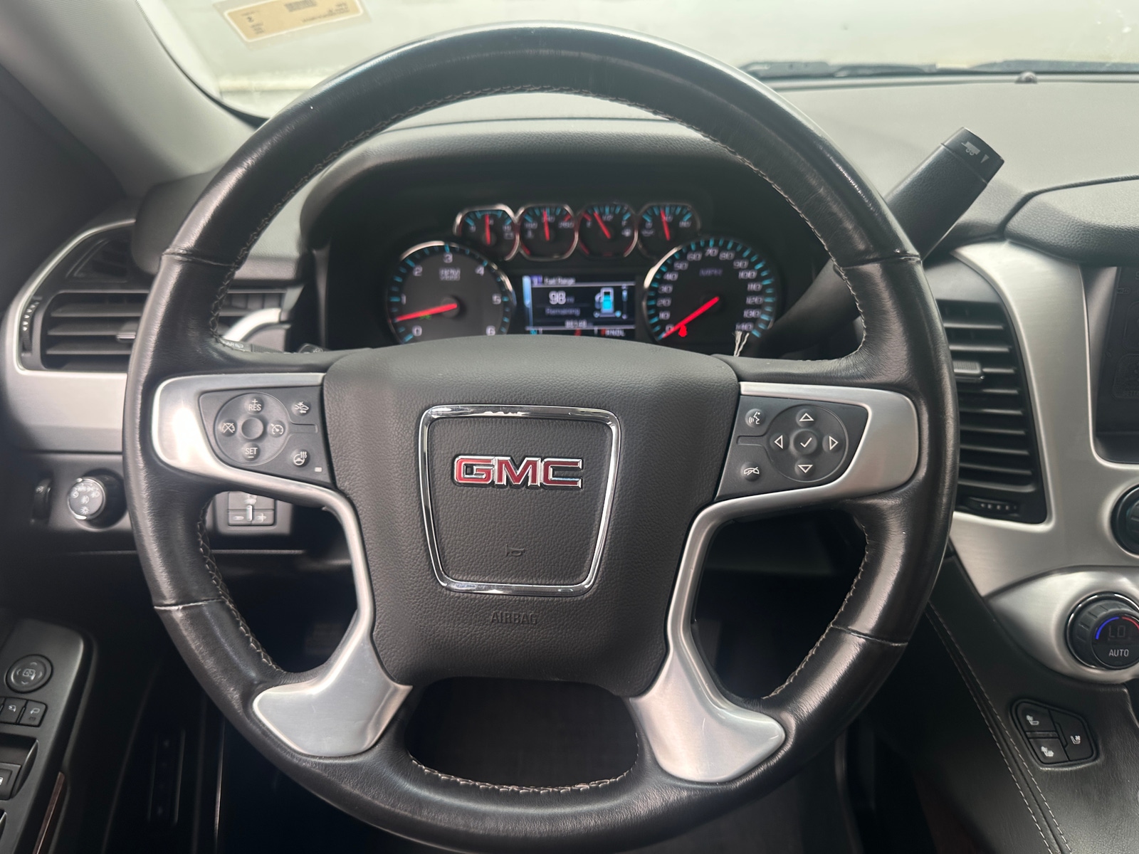 Thumbnail: 2020 GMC Yukon XL - 4
