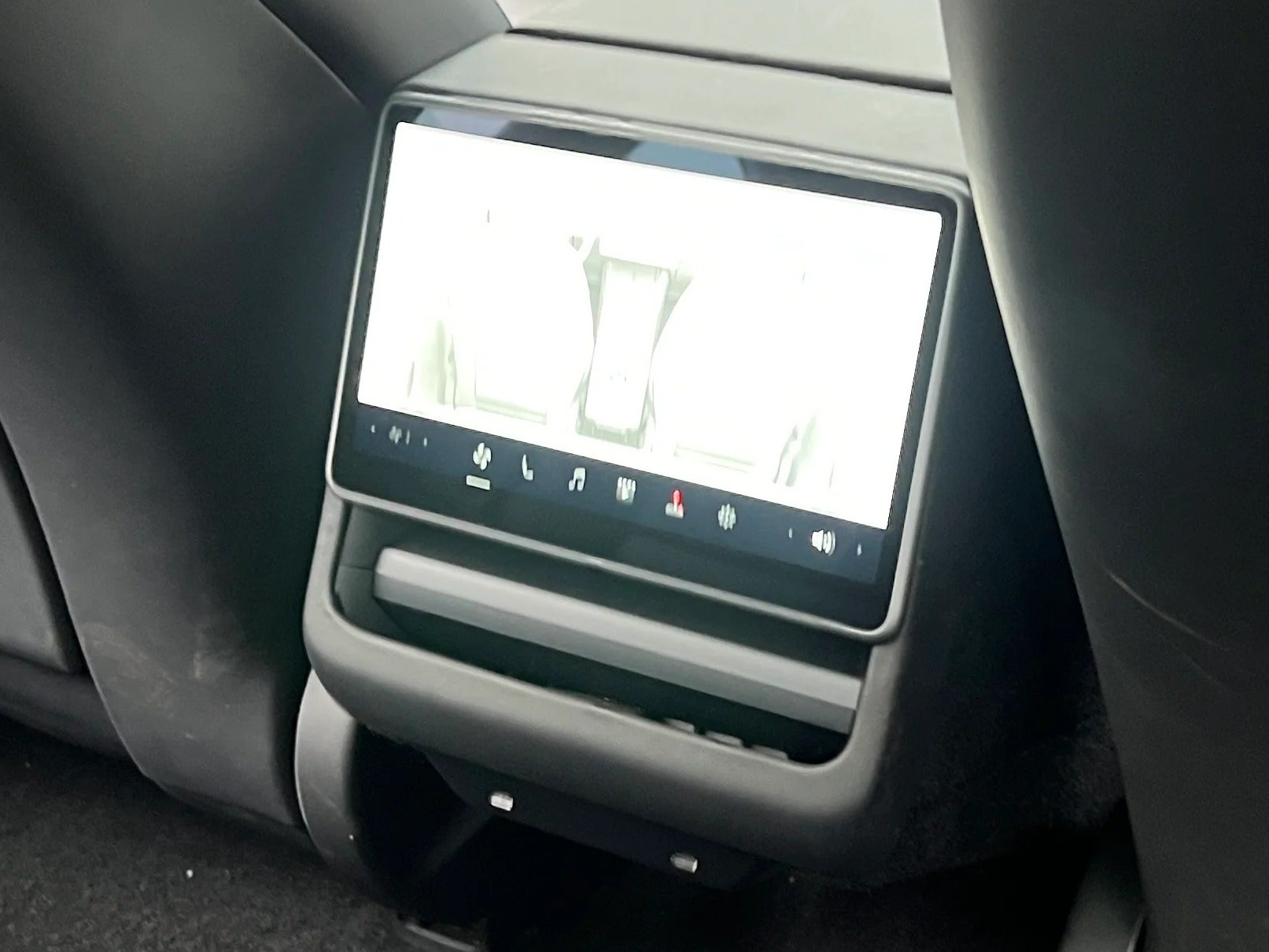 Used 2024 Tesla Model 3 Long Range with VIN 5YJ3E1EA8RF856375 for sale in Auburn, WA