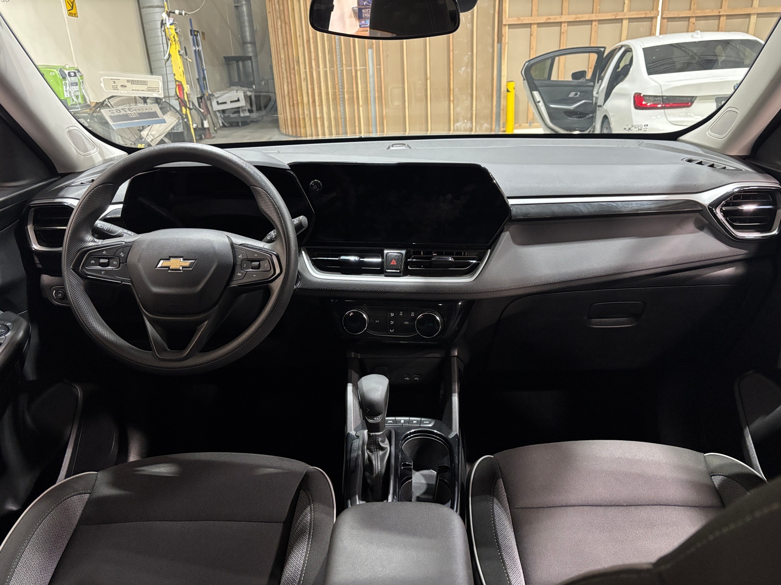 Thumbnail: 2025 Chevrolet TrailBlazer - 3