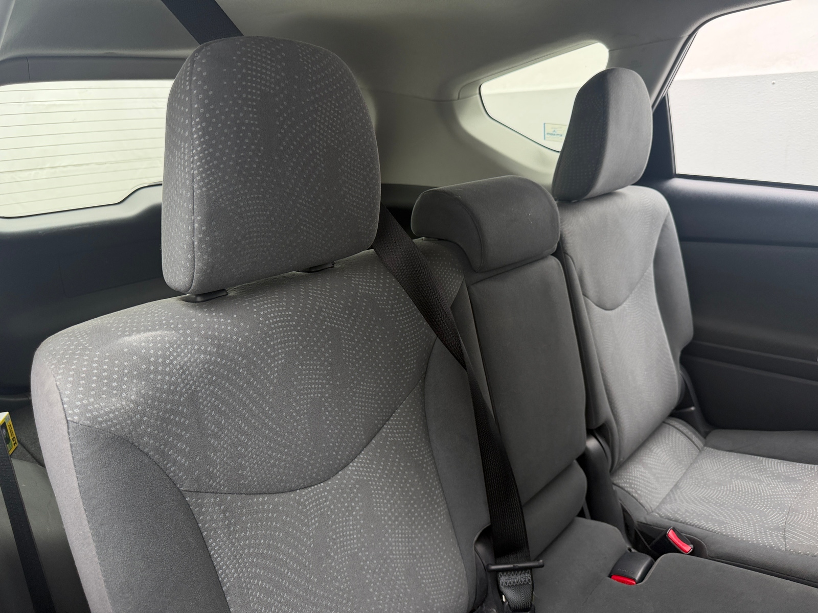 Thumbnail: 2013 Toyota Prius v - 6