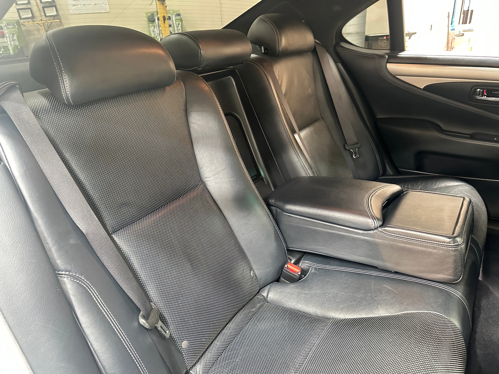 Thumbnail: 2013 Lexus LS - 5