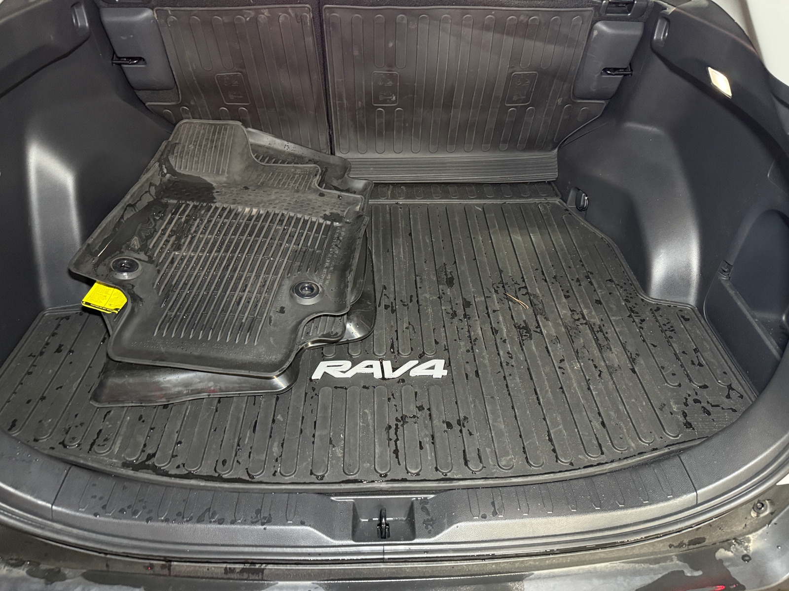 Thumbnail: 2024 Toyota RAV4 - 7