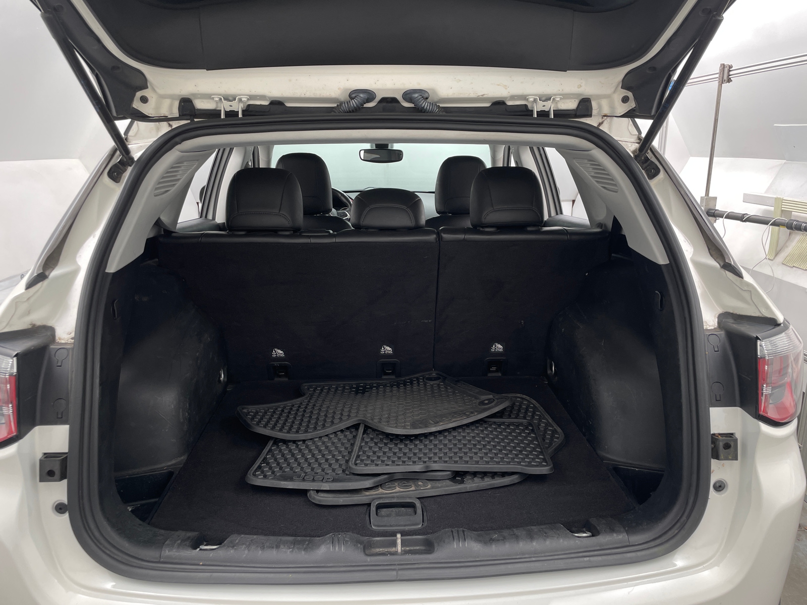 Thumbnail: 2019 Jeep Compass - 7