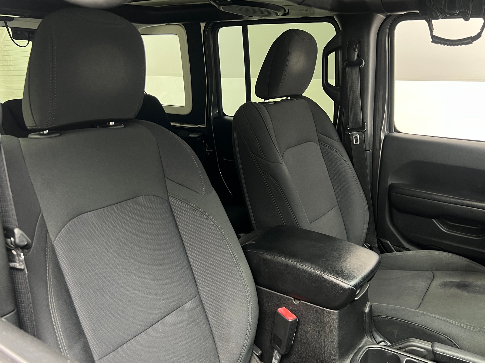 Thumbnail: 2018 Jeep Wrangler - 2