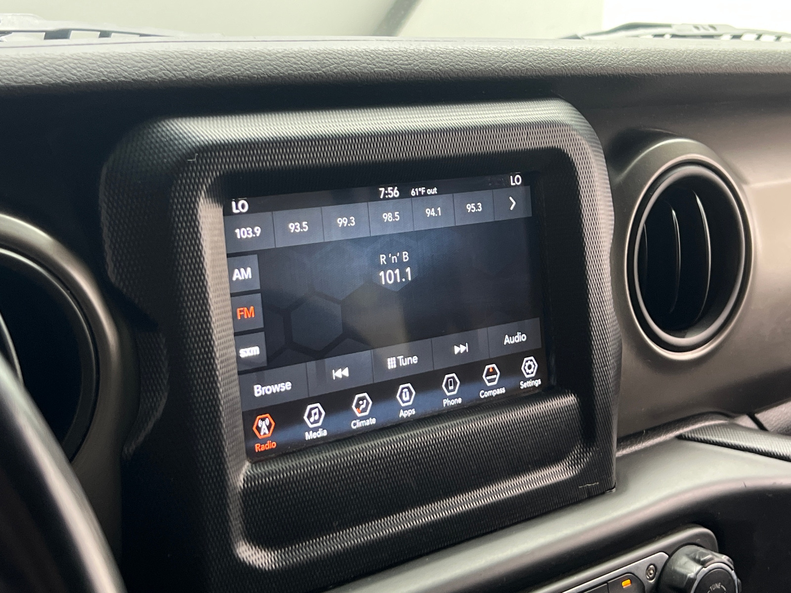 Thumbnail: 2018 Jeep Wrangler - 4