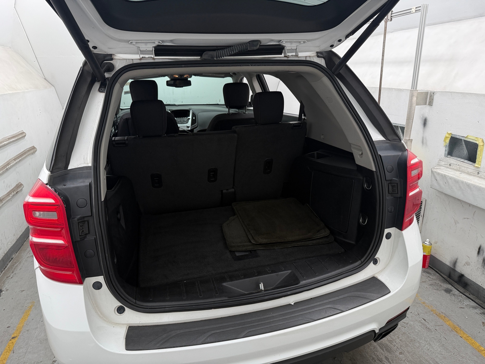 Thumbnail: 2017 Chevrolet Equinox - 7