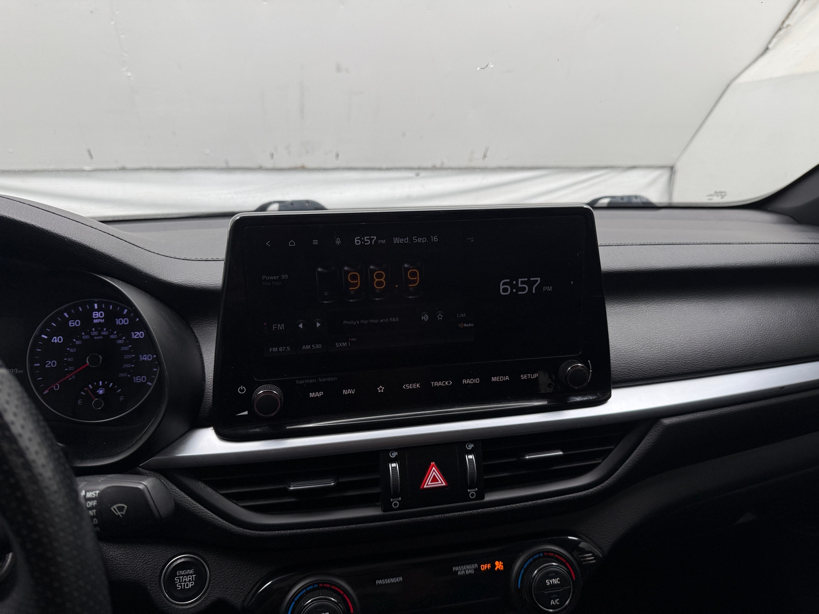 Thumbnail: 2022 Kia Forte - 3
