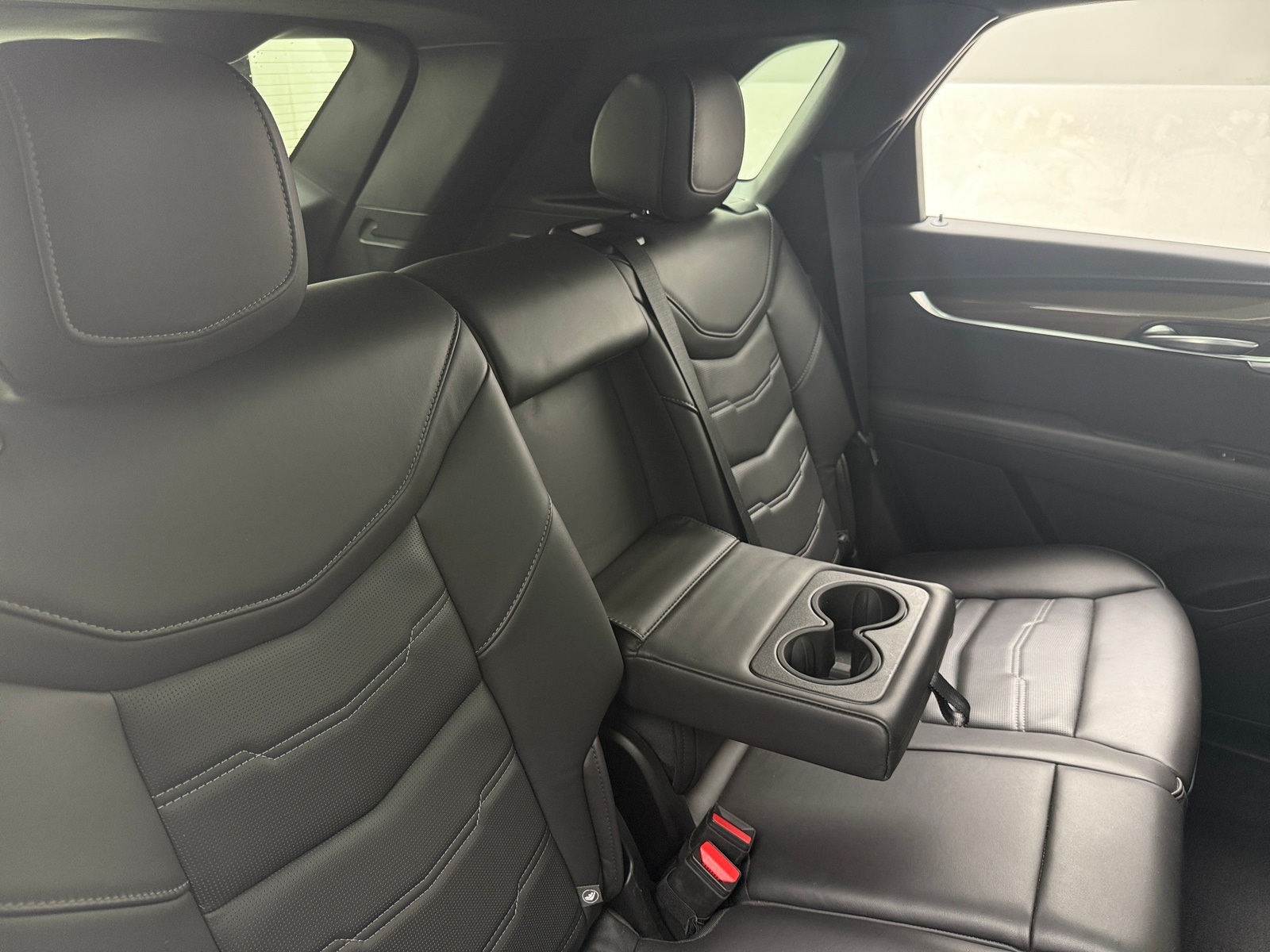 Thumbnail: 2023 Cadillac XT5 - 5