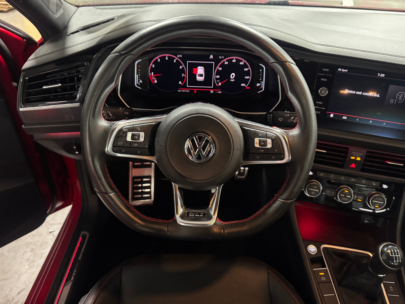 Thumbnail: 2019 Volkswagen Jetta - 5