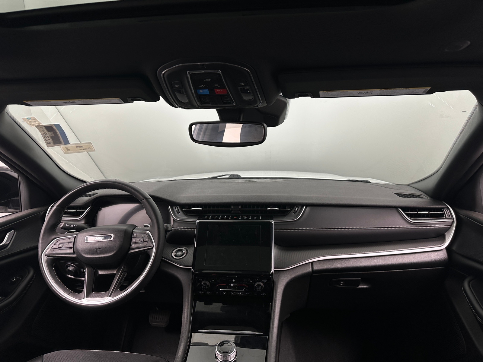 Thumbnail: 2023 Jeep Grand Cherokee L - 2