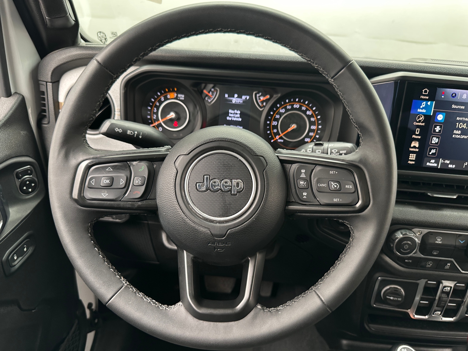 Thumbnail: 2025 Jeep Wrangler - 5