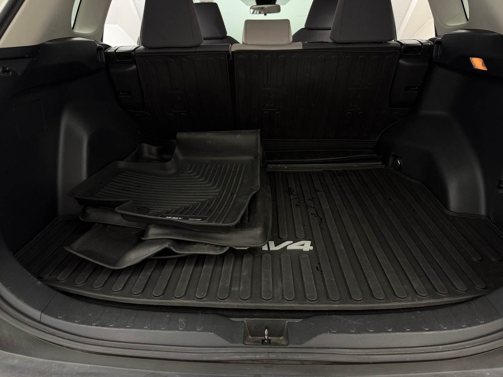 Thumbnail: 2019 Toyota RAV4 - 7