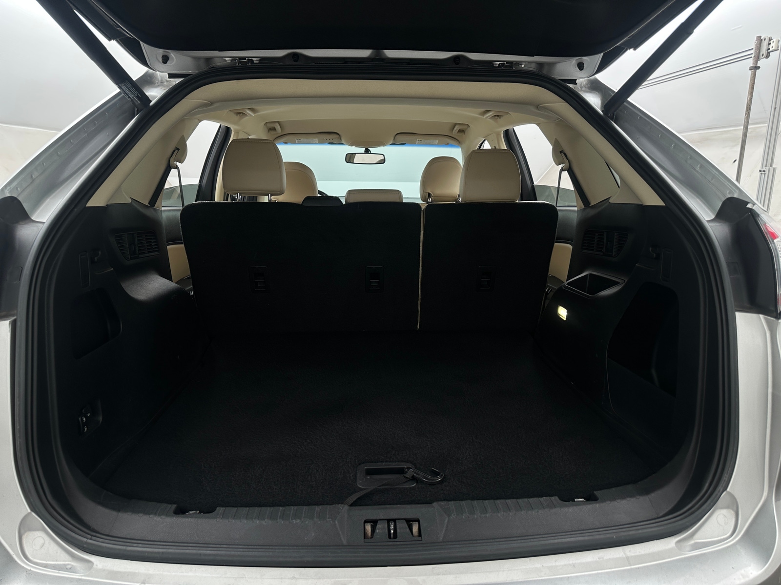 Thumbnail: 2016 Ford Edge - 6