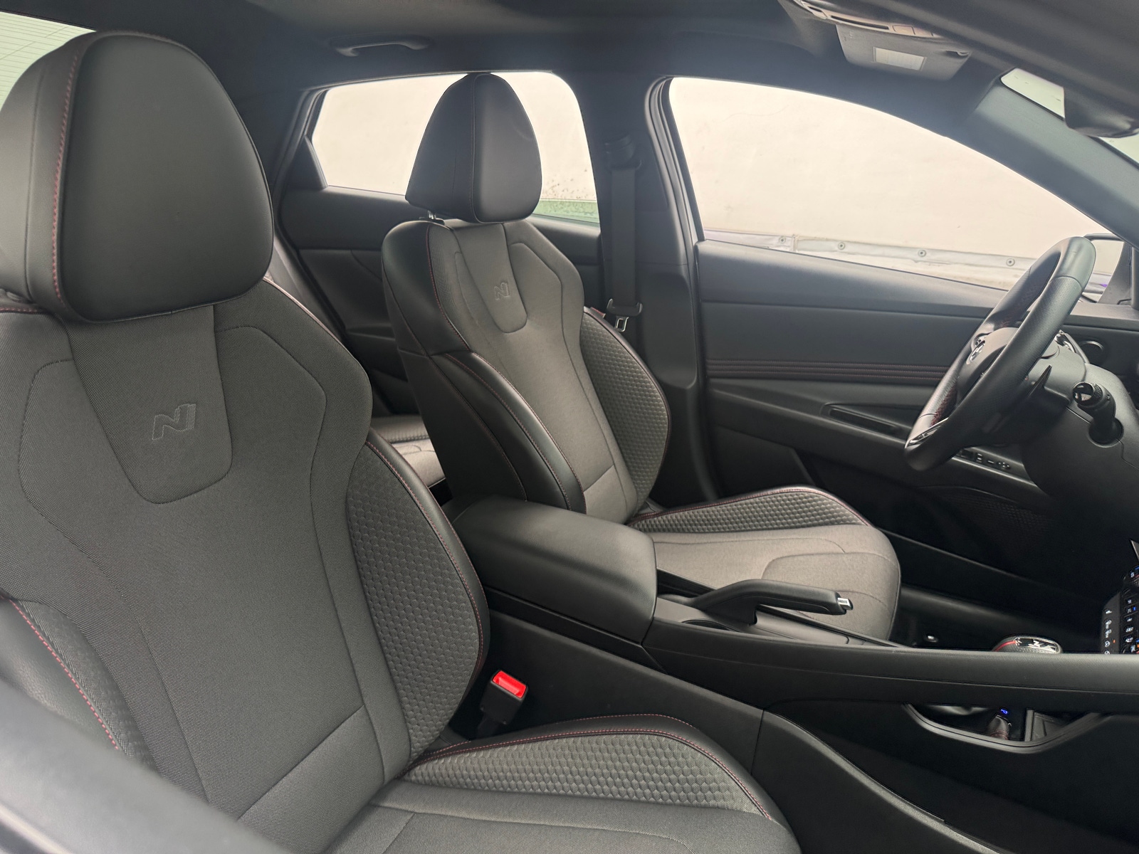 Thumbnail: 2023 Hyundai Elantra - 2