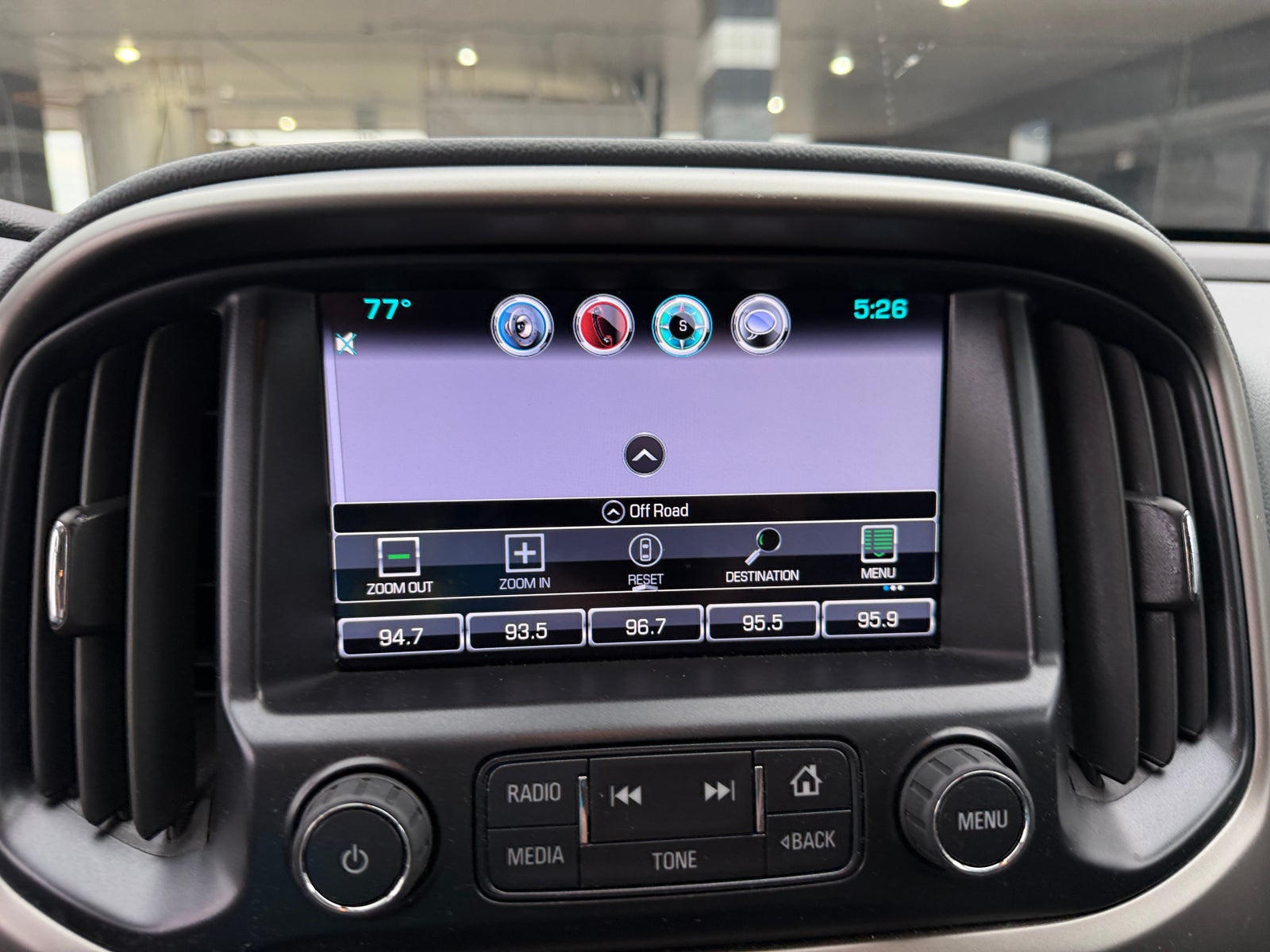 Thumbnail: 2016 Chevrolet Colorado - 3