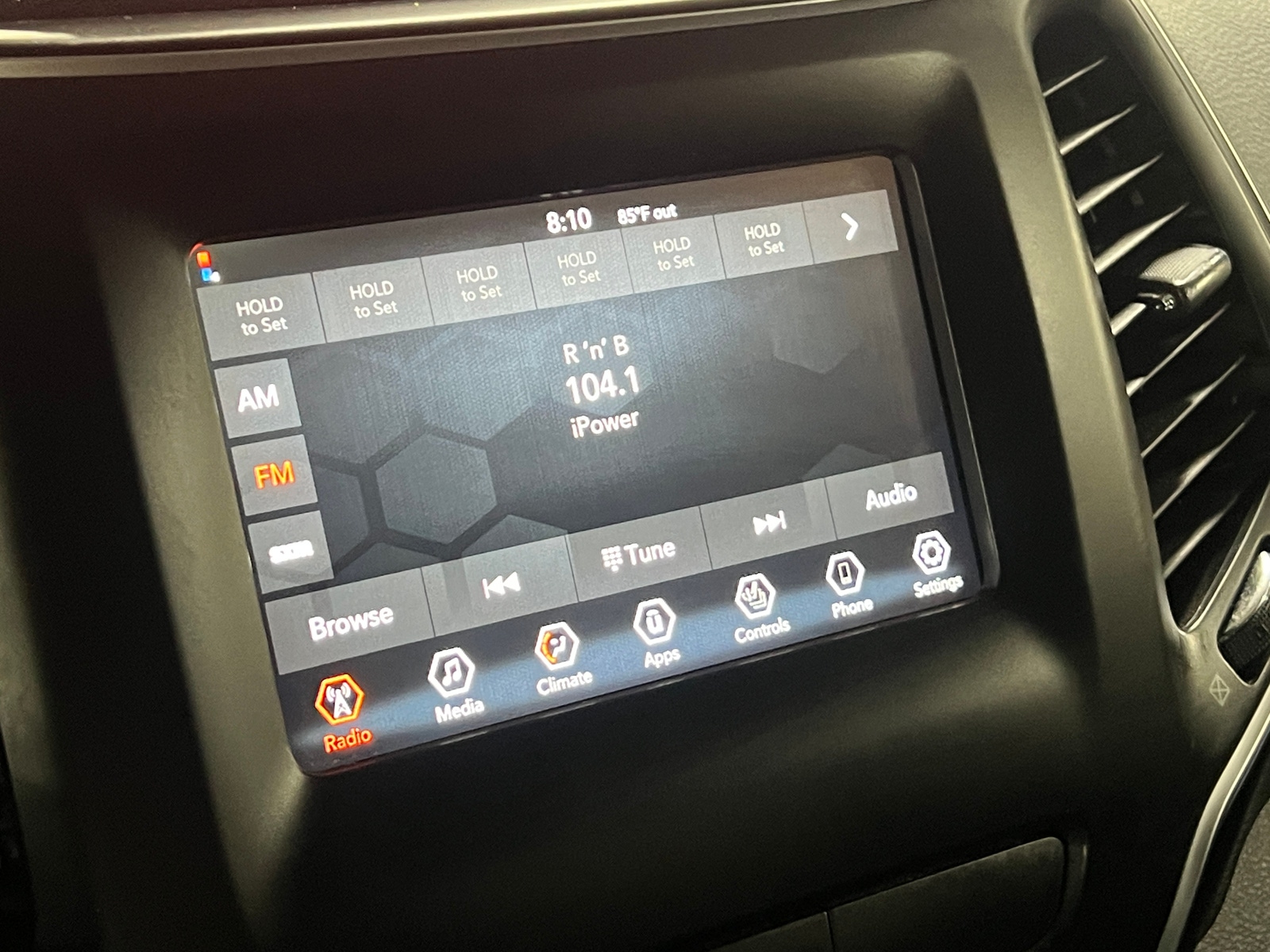Thumbnail: 2019 Jeep Cherokee - 4