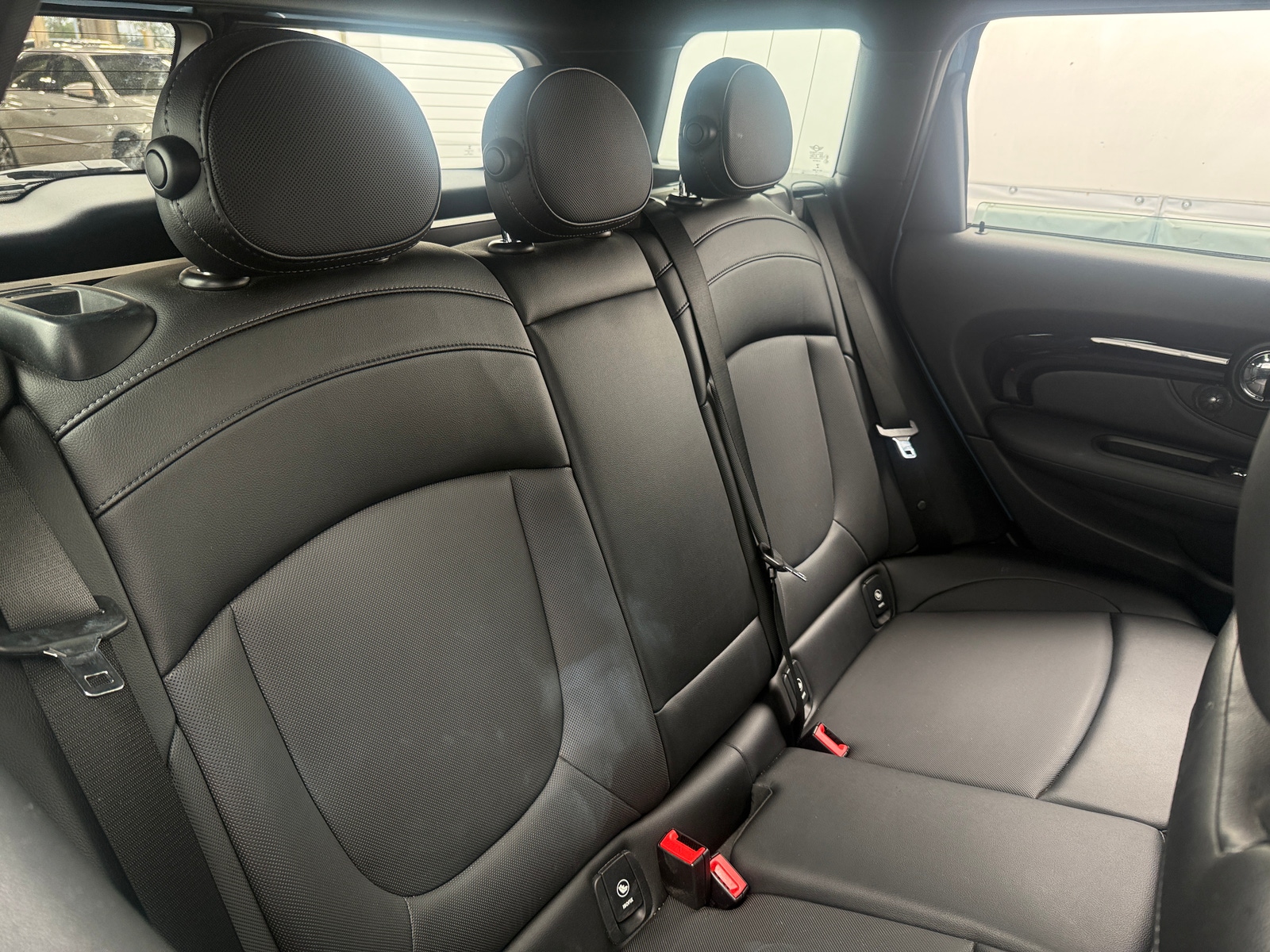 Thumbnail: 2017 MINI Cooper Clubman - 6