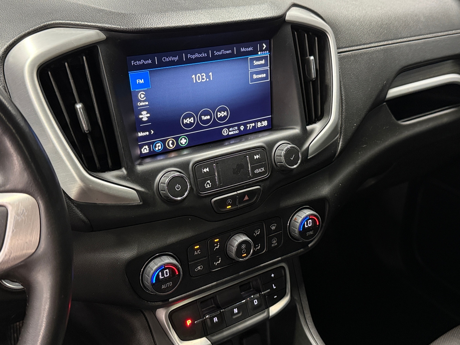 Thumbnail: 2022 GMC Terrain - 3