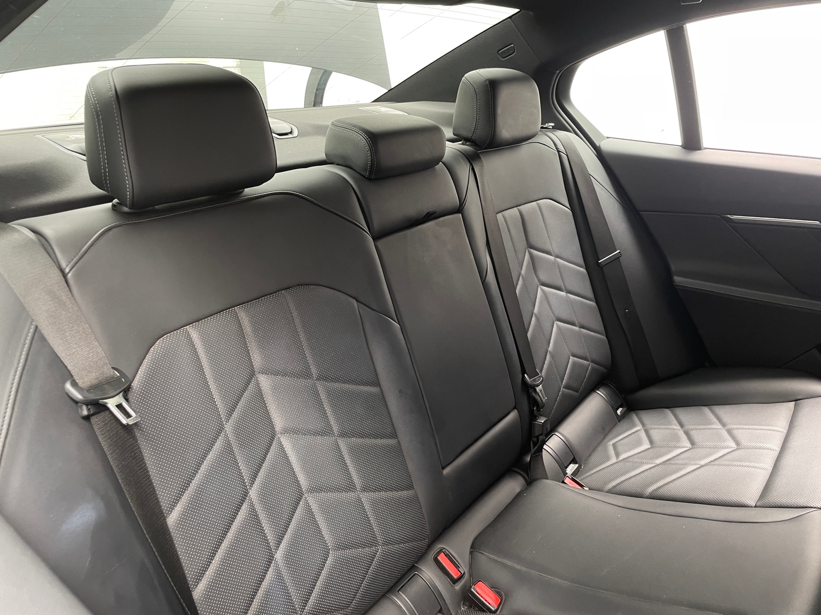 Thumbnail: 2024 BMW 5 Series - 6