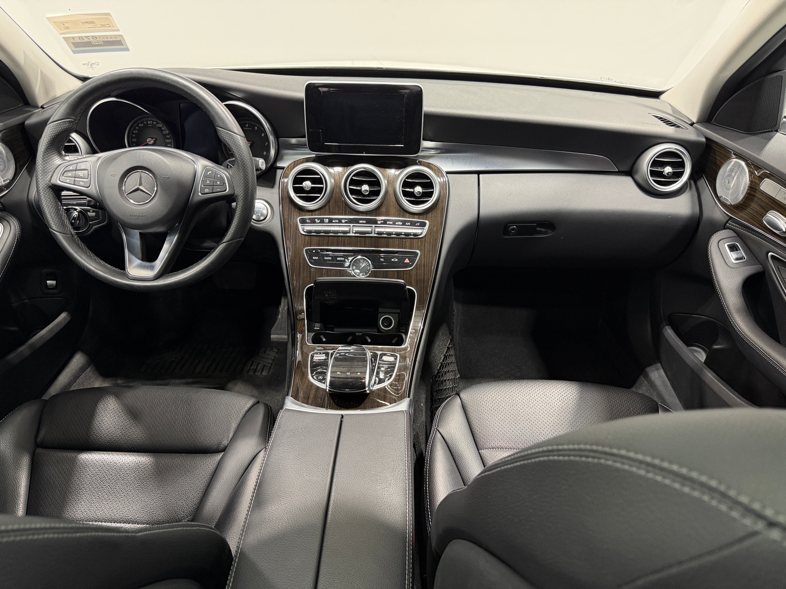 Thumbnail: 2015 Mercedes-Benz C-Class - 2