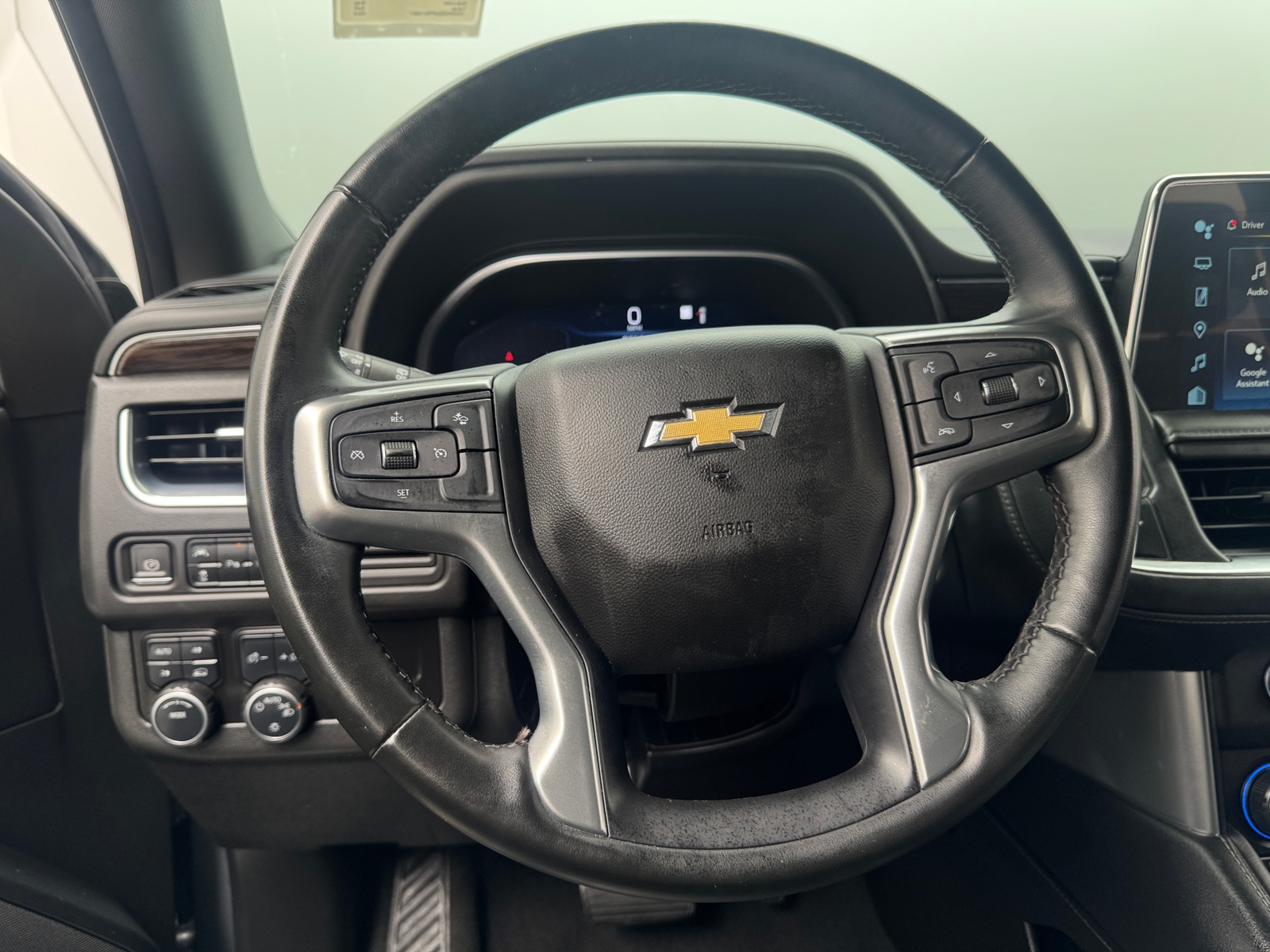 Thumbnail: 2023 Chevrolet Tahoe - 4