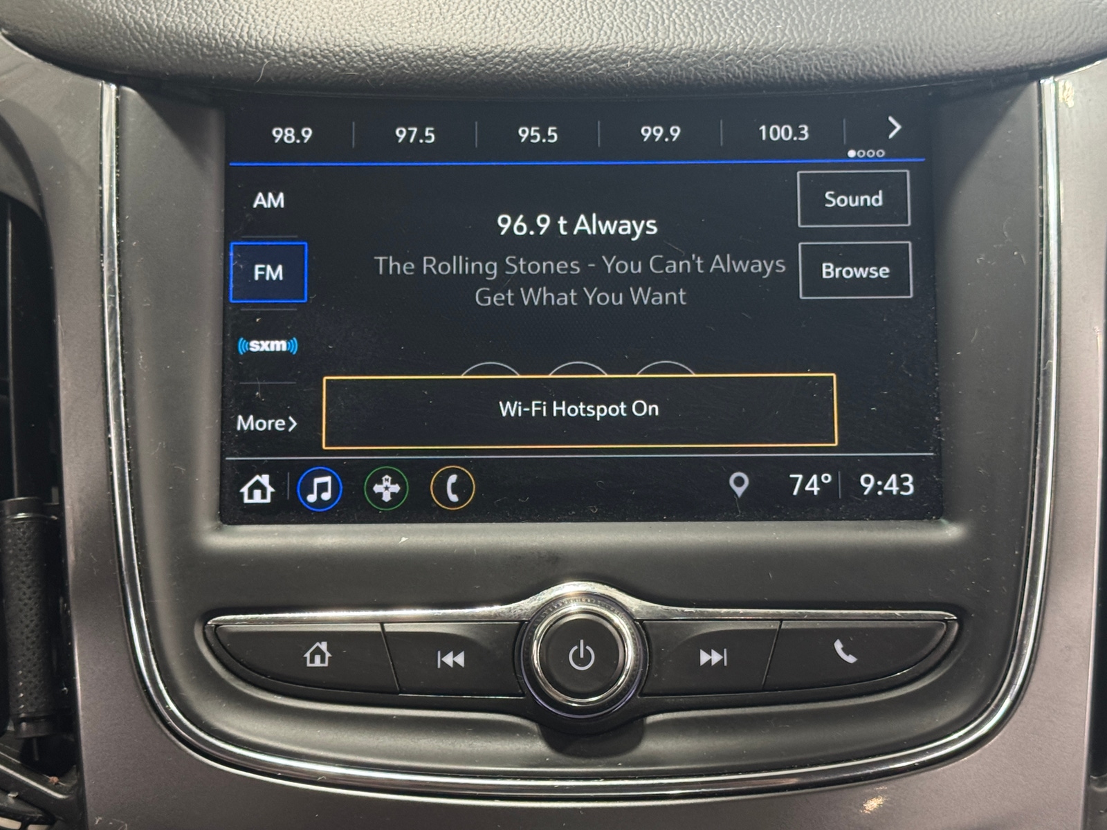 Thumbnail: 2019 Chevrolet Cruze - 4