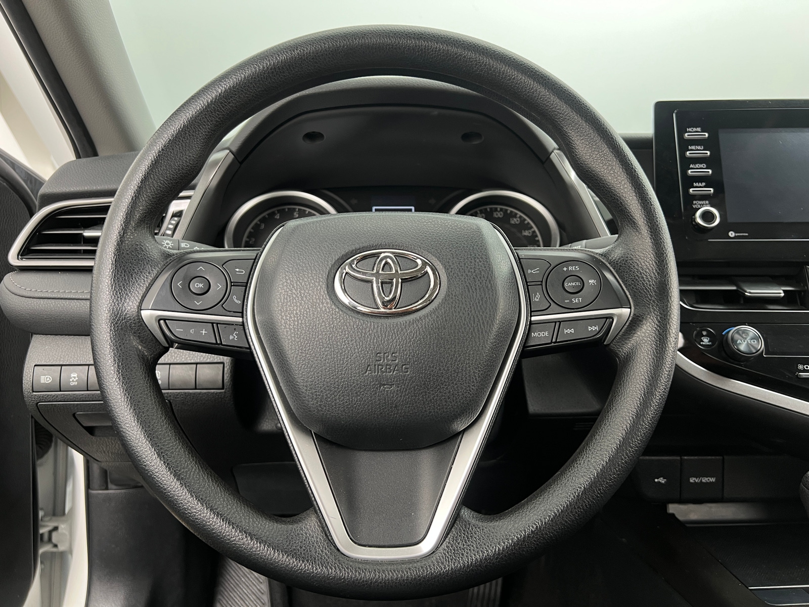 Thumbnail: 2022 Toyota Camry - 5