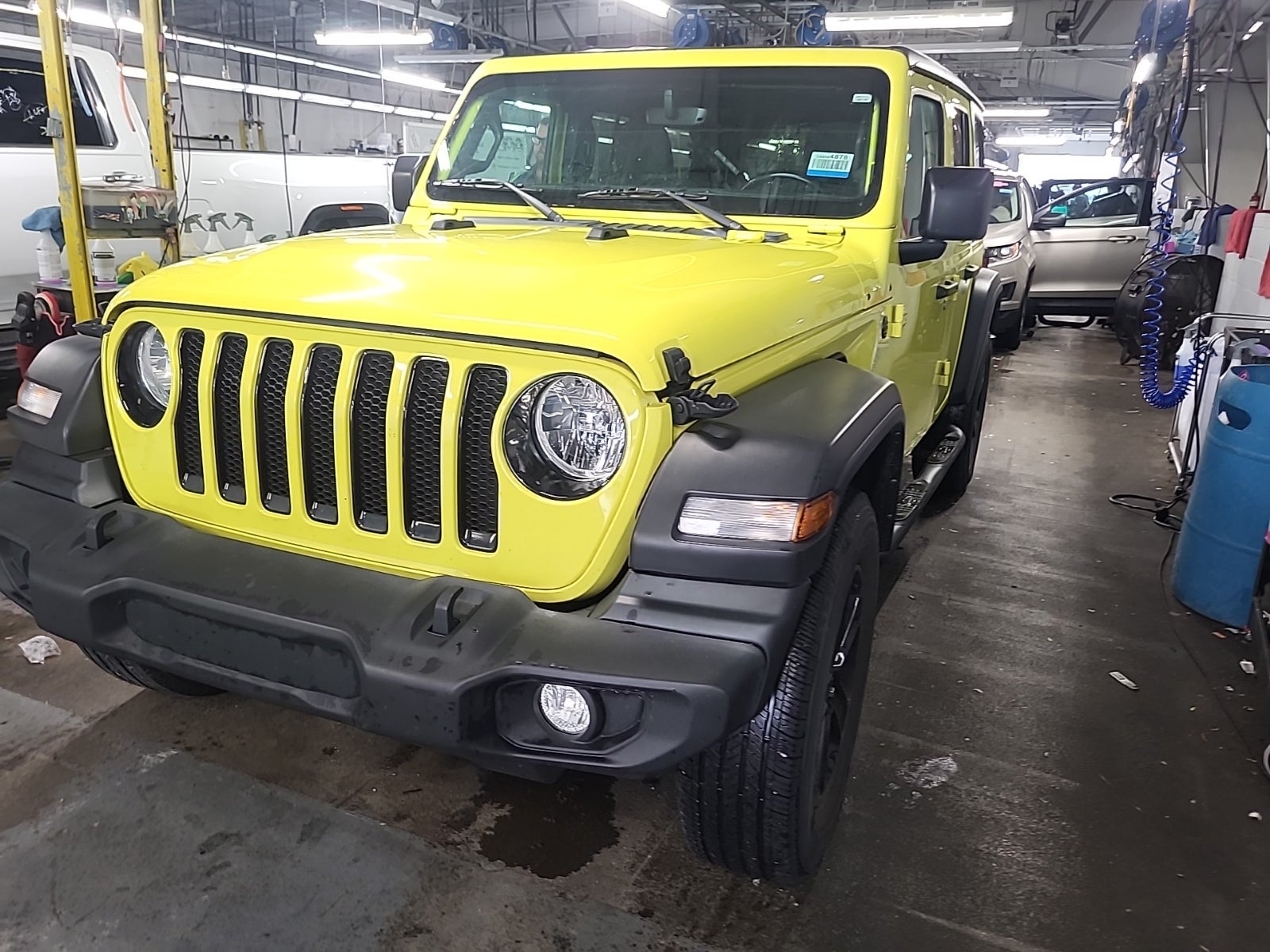 2023 Jeep Wrangler Sport Altitude