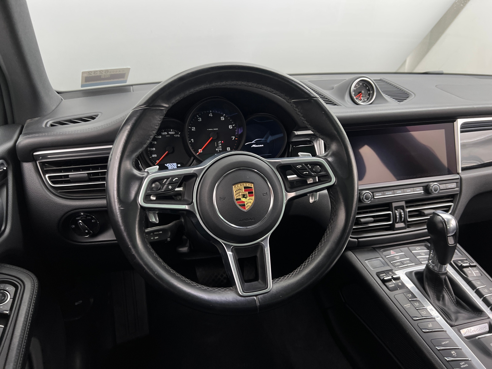 Thumbnail: 2020 Porsche Macan - 5