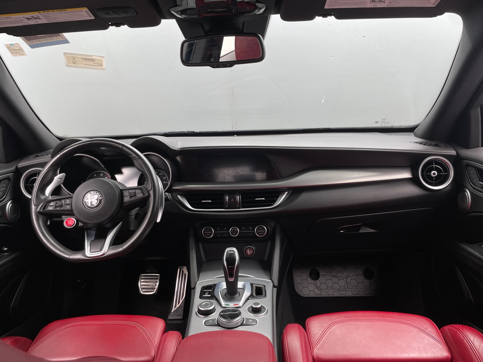 Thumbnail: 2022 Alfa Romeo Stelvio - 2