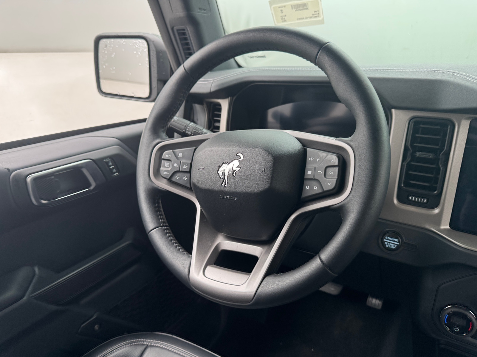 Thumbnail: 2025 Ford Bronco - 4