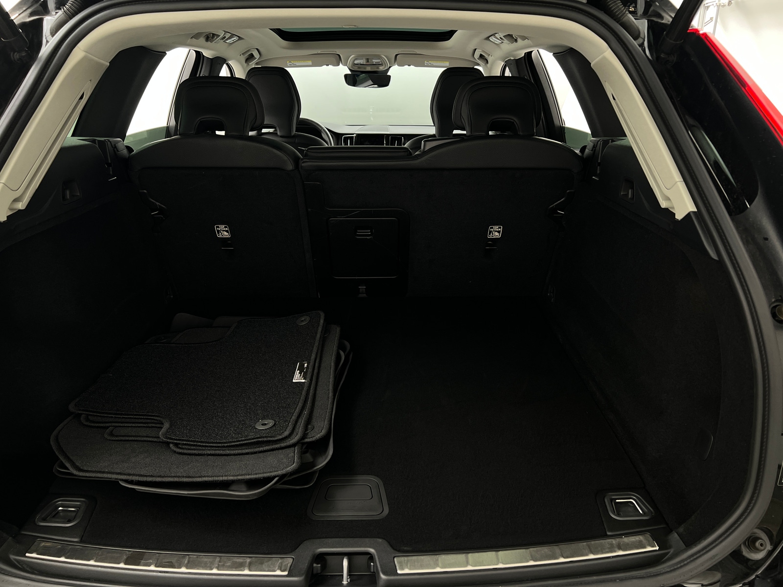 Thumbnail: 2024 Volvo XC60 - 6
