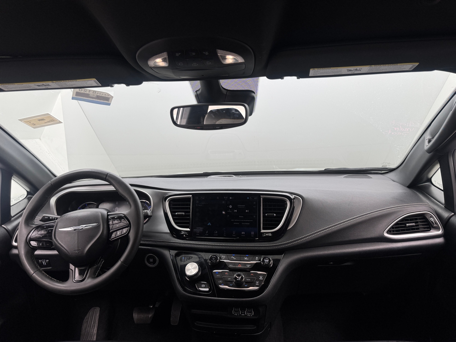 Thumbnail: 2024 Chrysler Pacifica - 2