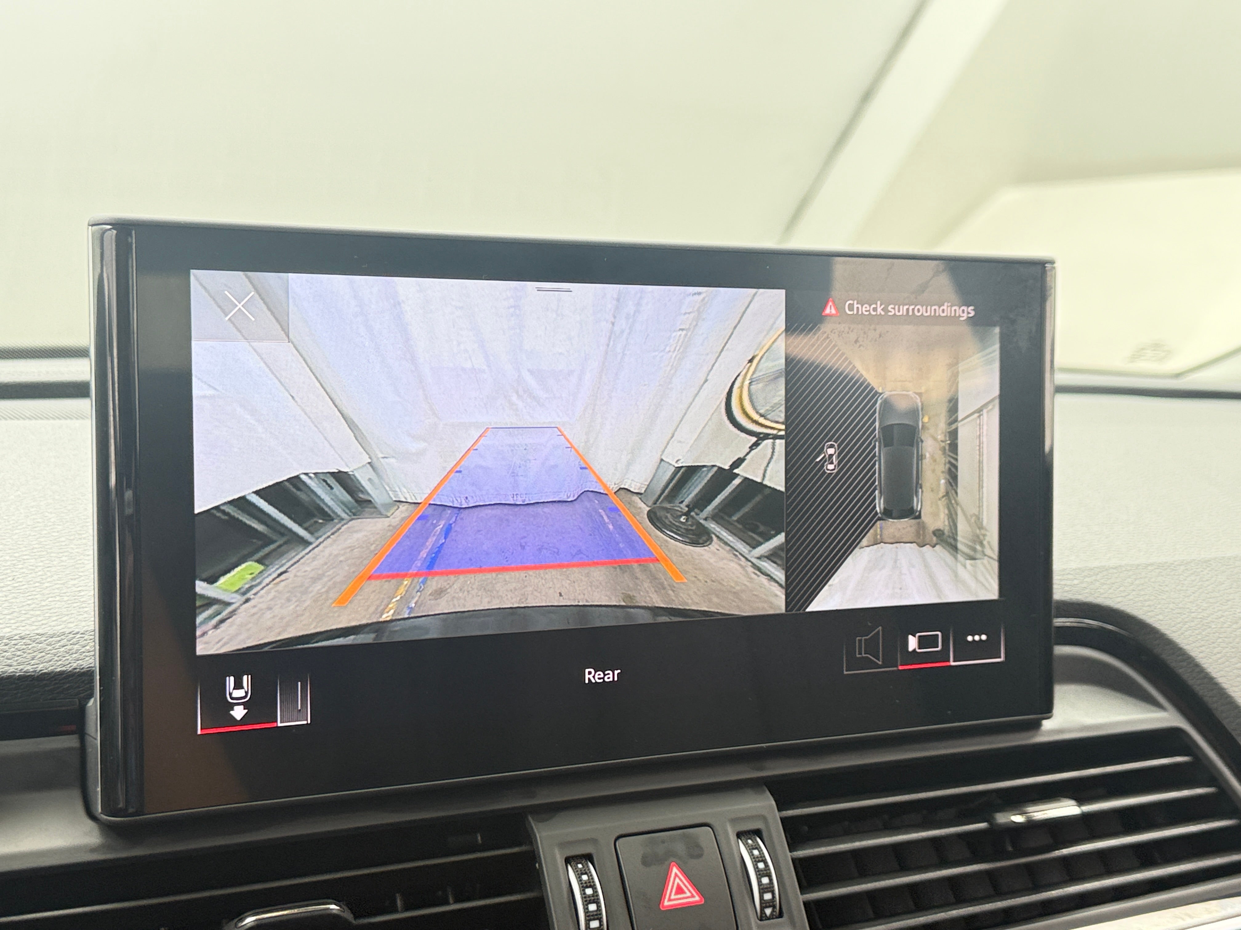 2022 Audi Q5 Premium Plus - Photo 14