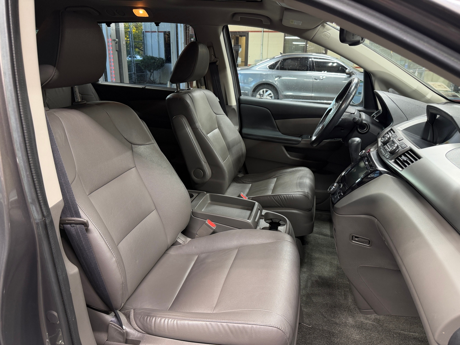 Thumbnail: 2016 Honda Odyssey - 2