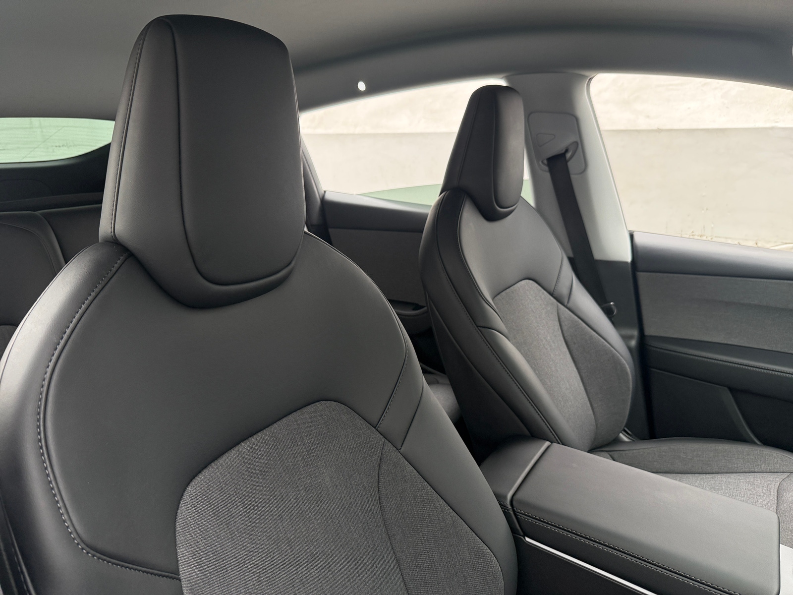 Thumbnail: 2026 Tesla Model Y - 2