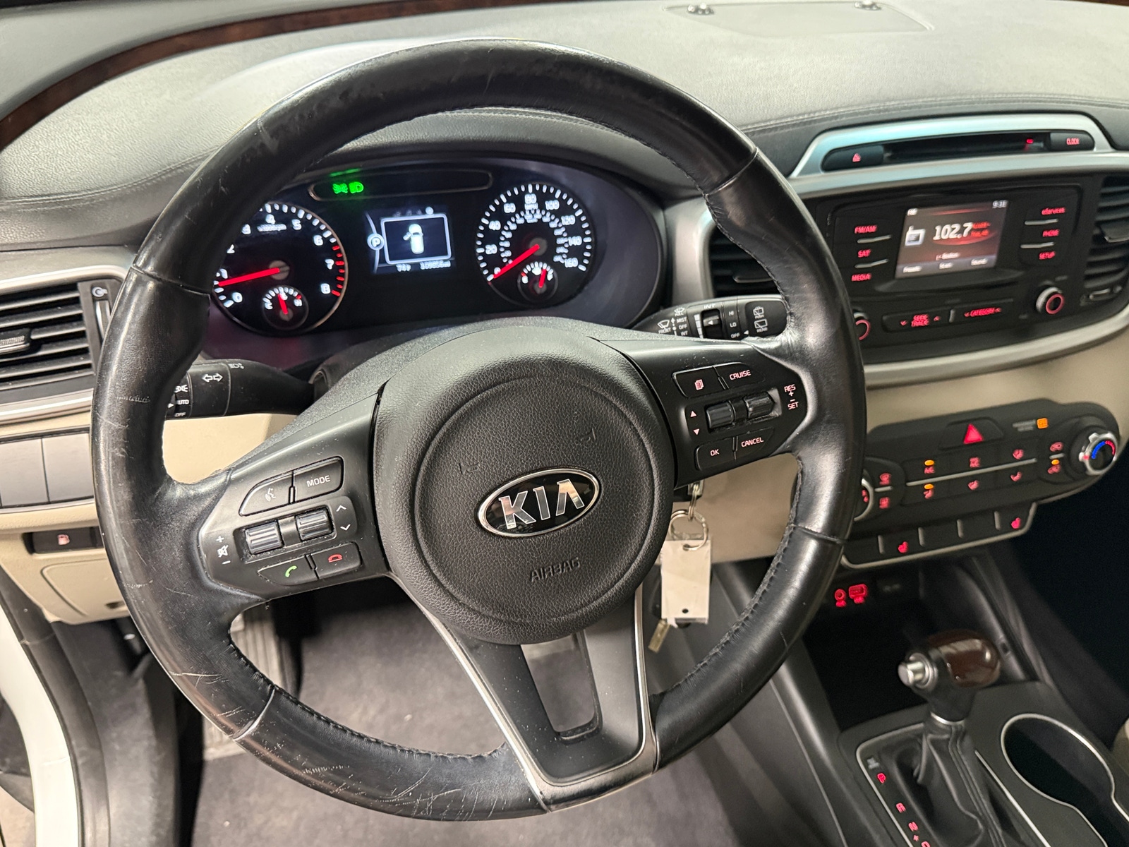 Thumbnail: 2016 Kia Sorento - 5