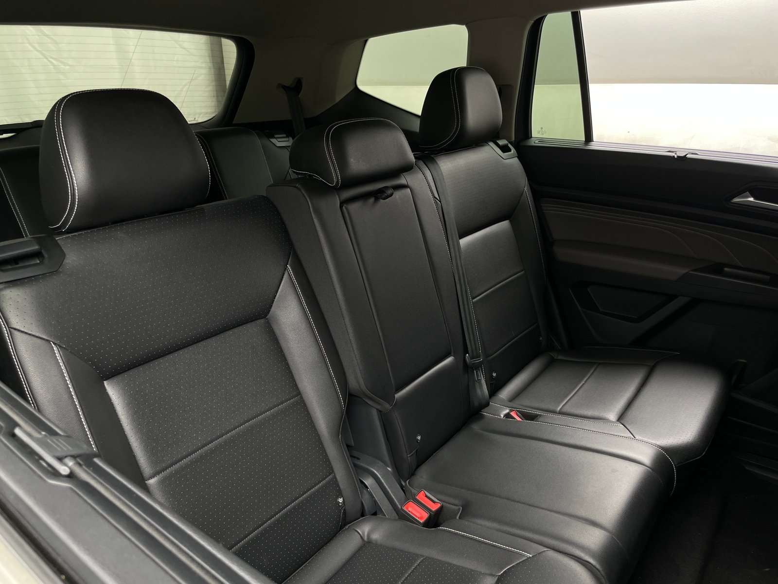 Thumbnail: 2023 Volkswagen Atlas - 6