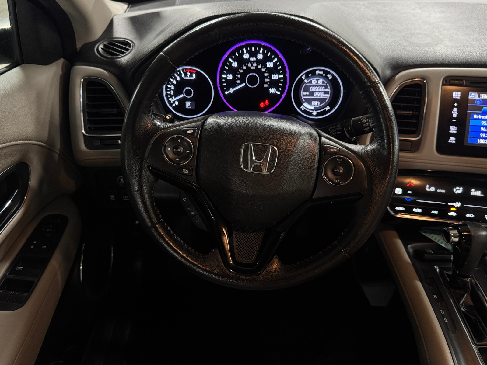 Thumbnail: 2017 Honda HR-V - 4