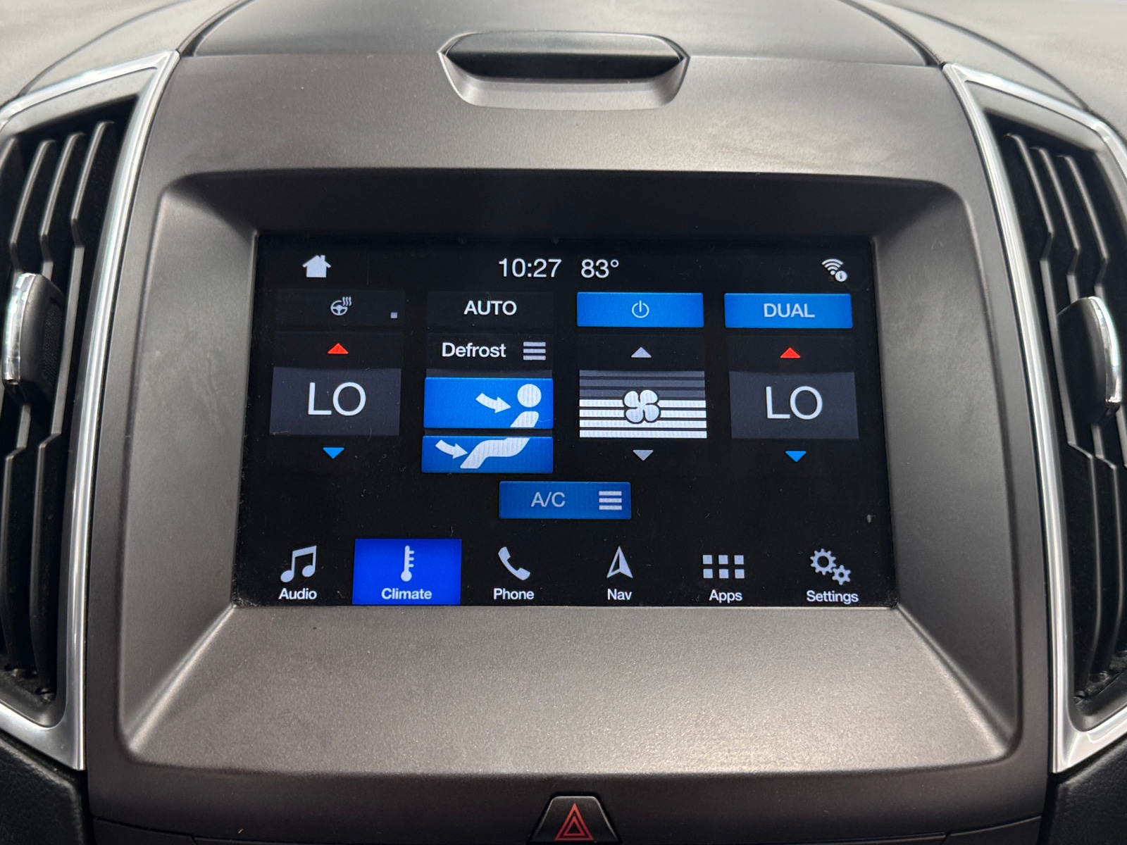 Thumbnail: 2016 Ford Edge - 3
