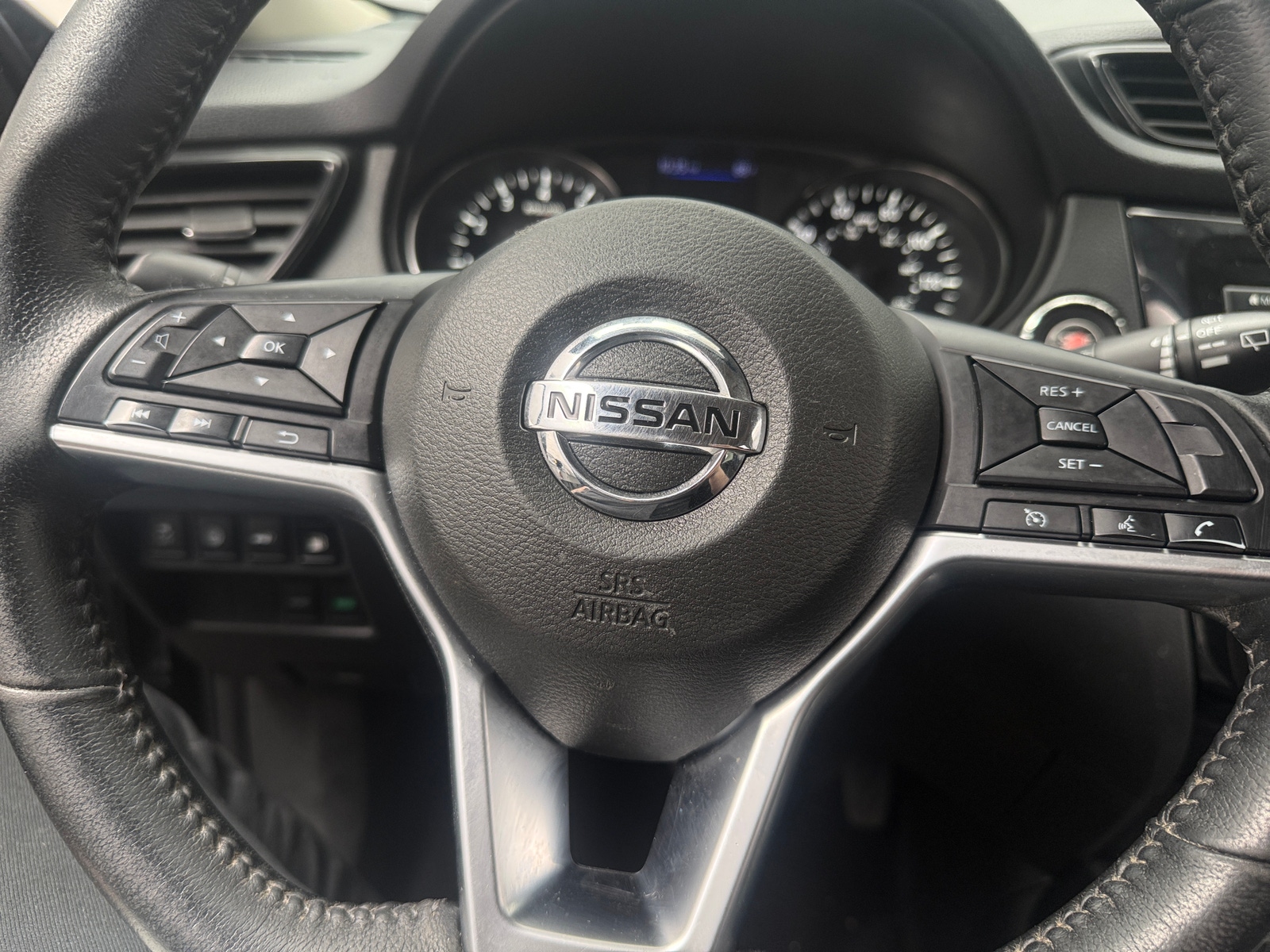 Thumbnail: 2020 Nissan Rogue - 5