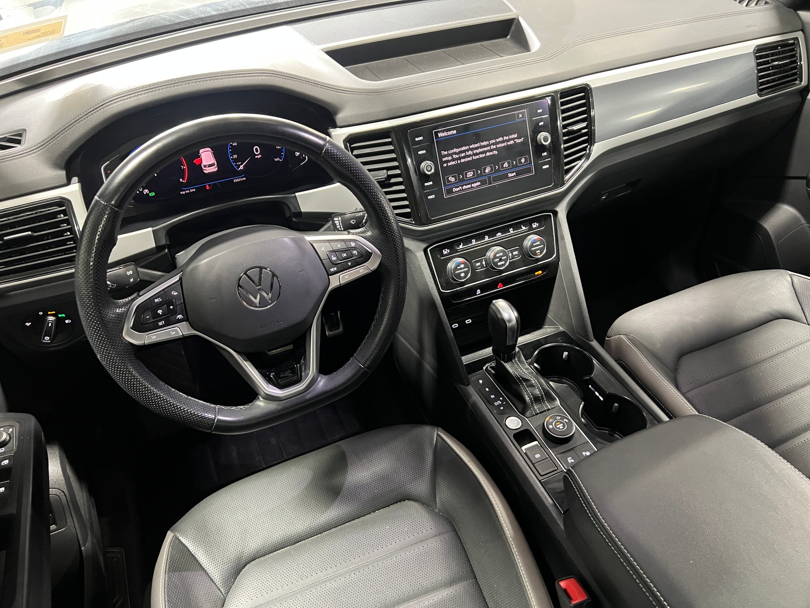 Thumbnail: 2021 Volkswagen Atlas - 3