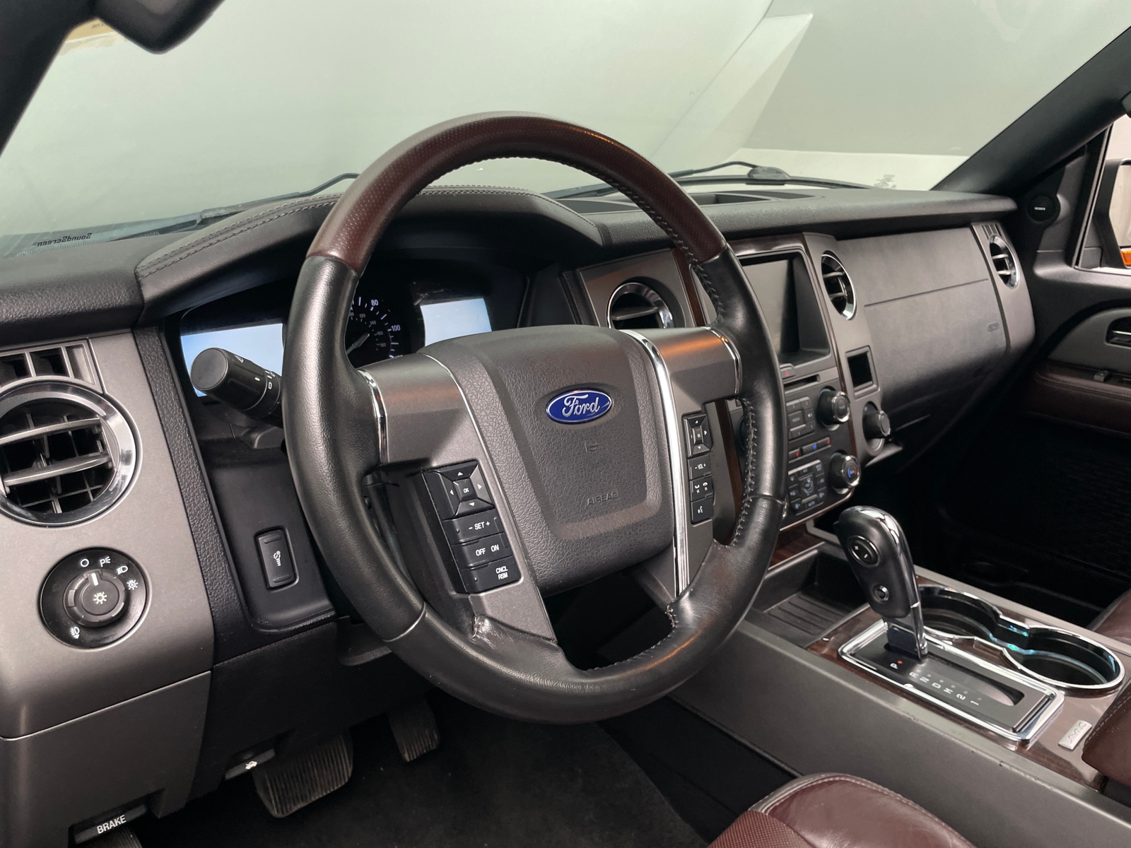 Thumbnail: 2017 Ford Expedition EL - 4